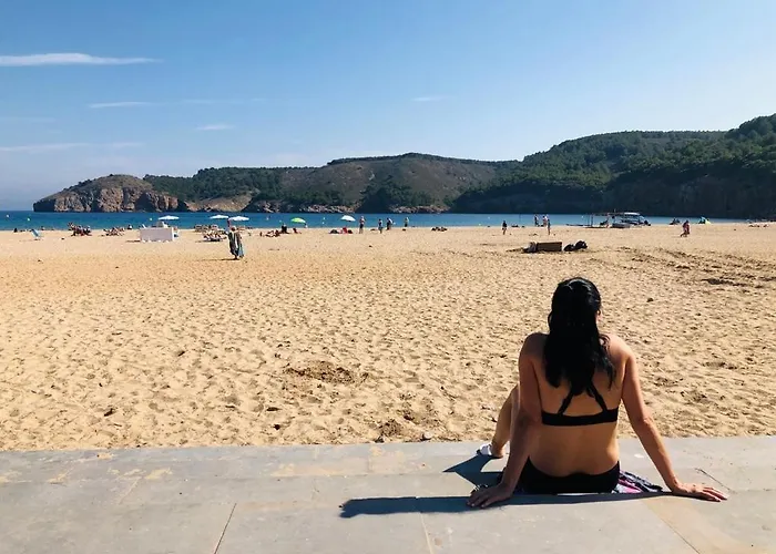 Avinguda De Girona アパート